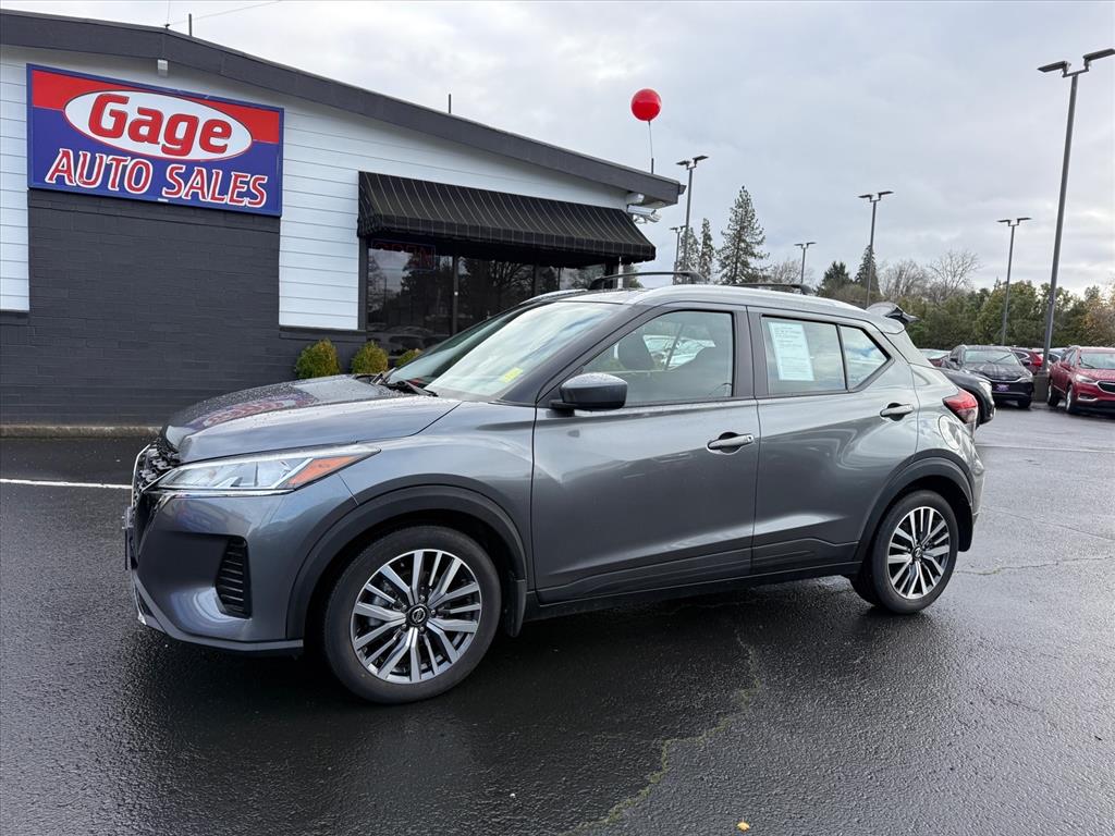 2021 Nissan Kicks SV's photo