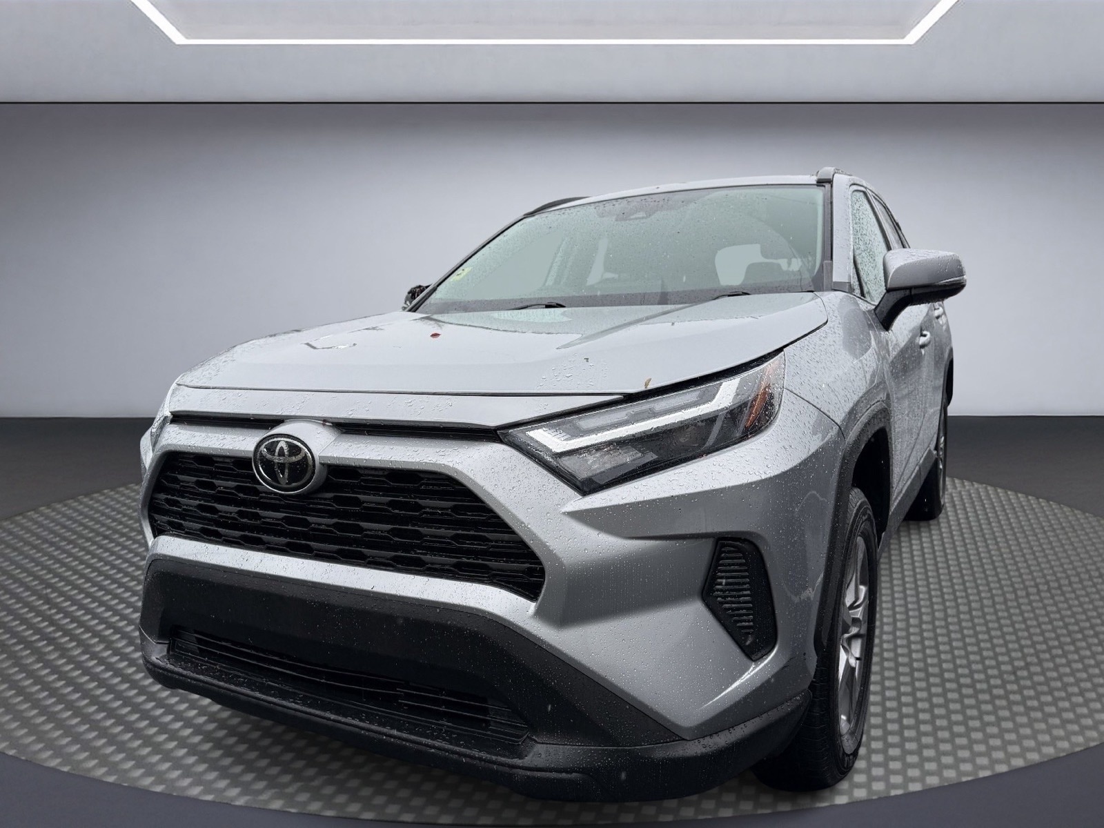 2023 Toyota RAV4 XLE AWD's photo