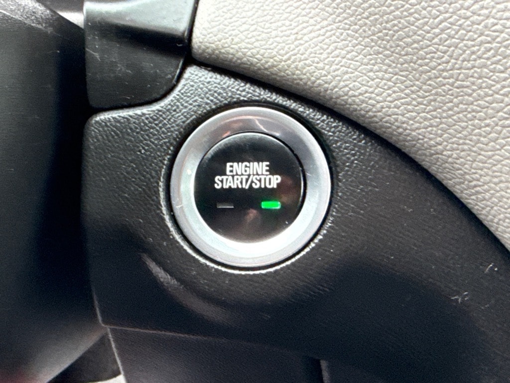 2021 Chevrolet Equinox LT - Photo 26