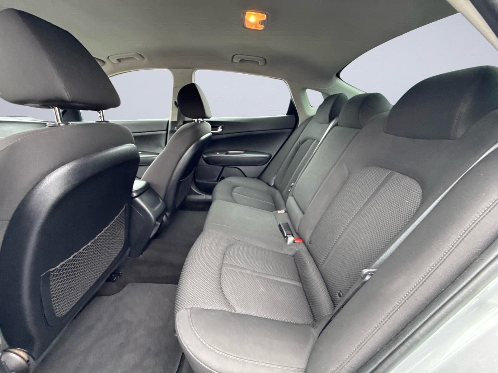 2020 Kia Optima LX - Photo 17