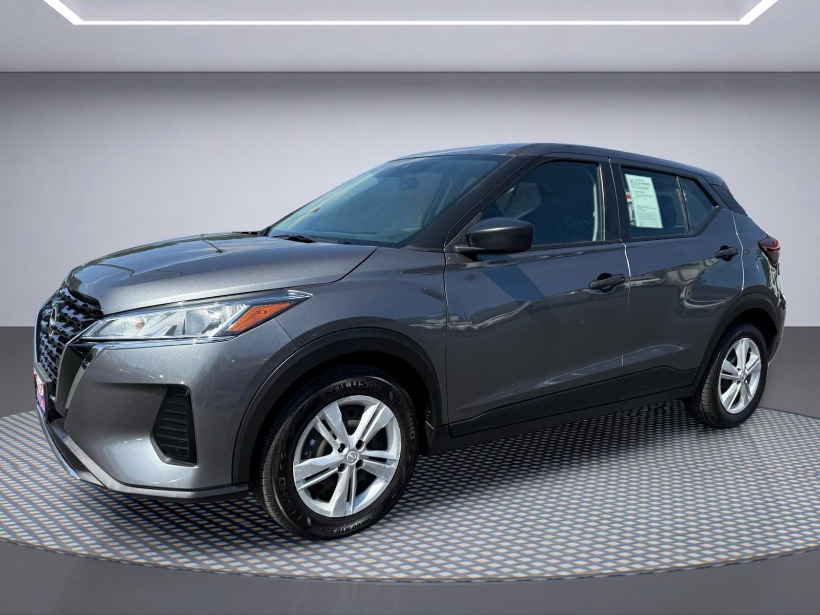 2023 Nissan Kicks 1.6 S's photo