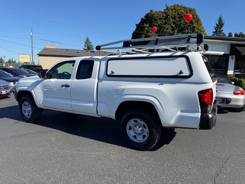 2021 Toyota Tacoma SR photo 4