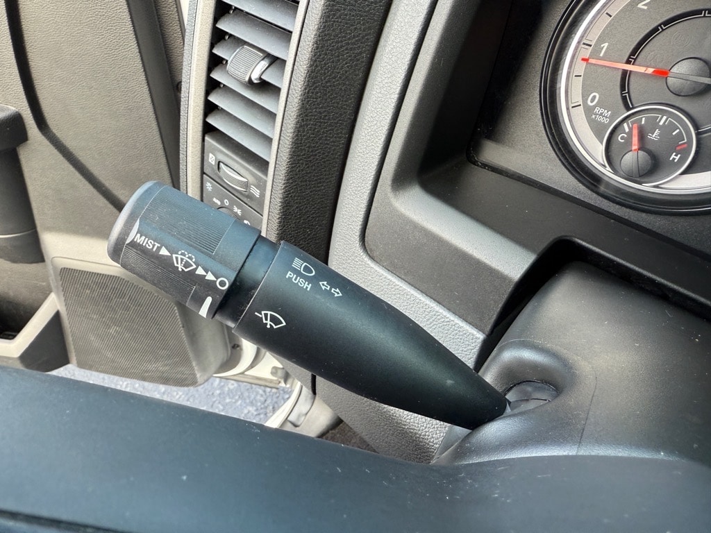 2019 RAM Ram 1500 Classic Tradesman - Photo 34