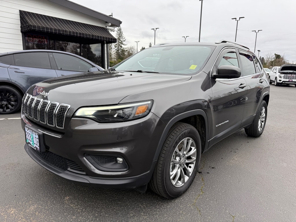 Used 2019 Jeep Cherokee Latitude Plus SUV