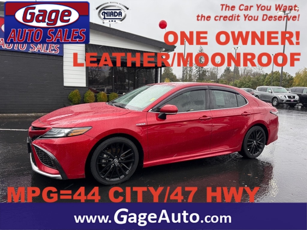 2021 Toyota Camry XSE's photo