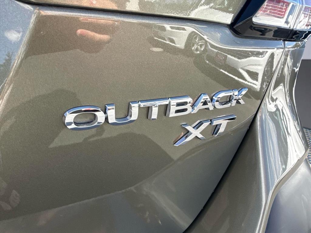 2020 Subaru Outback Limited - Photo 7