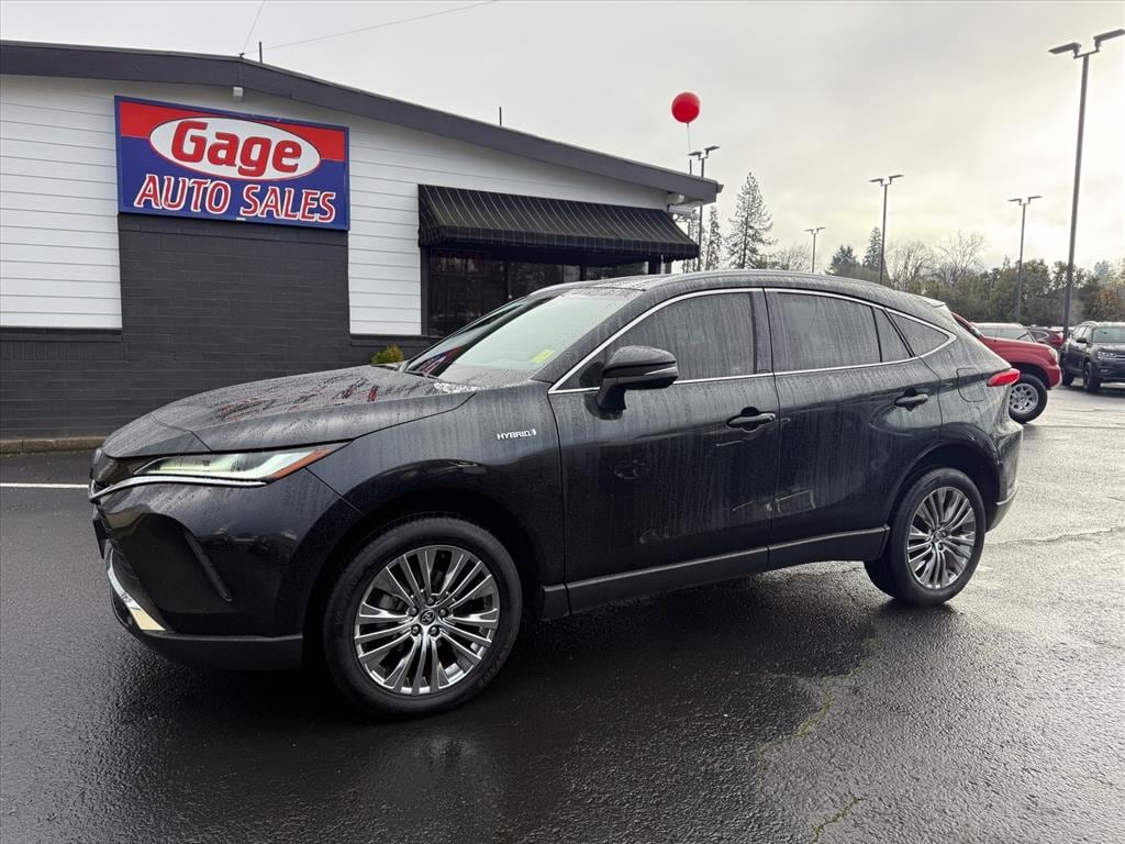 2021 Toyota Venza XLE's photo