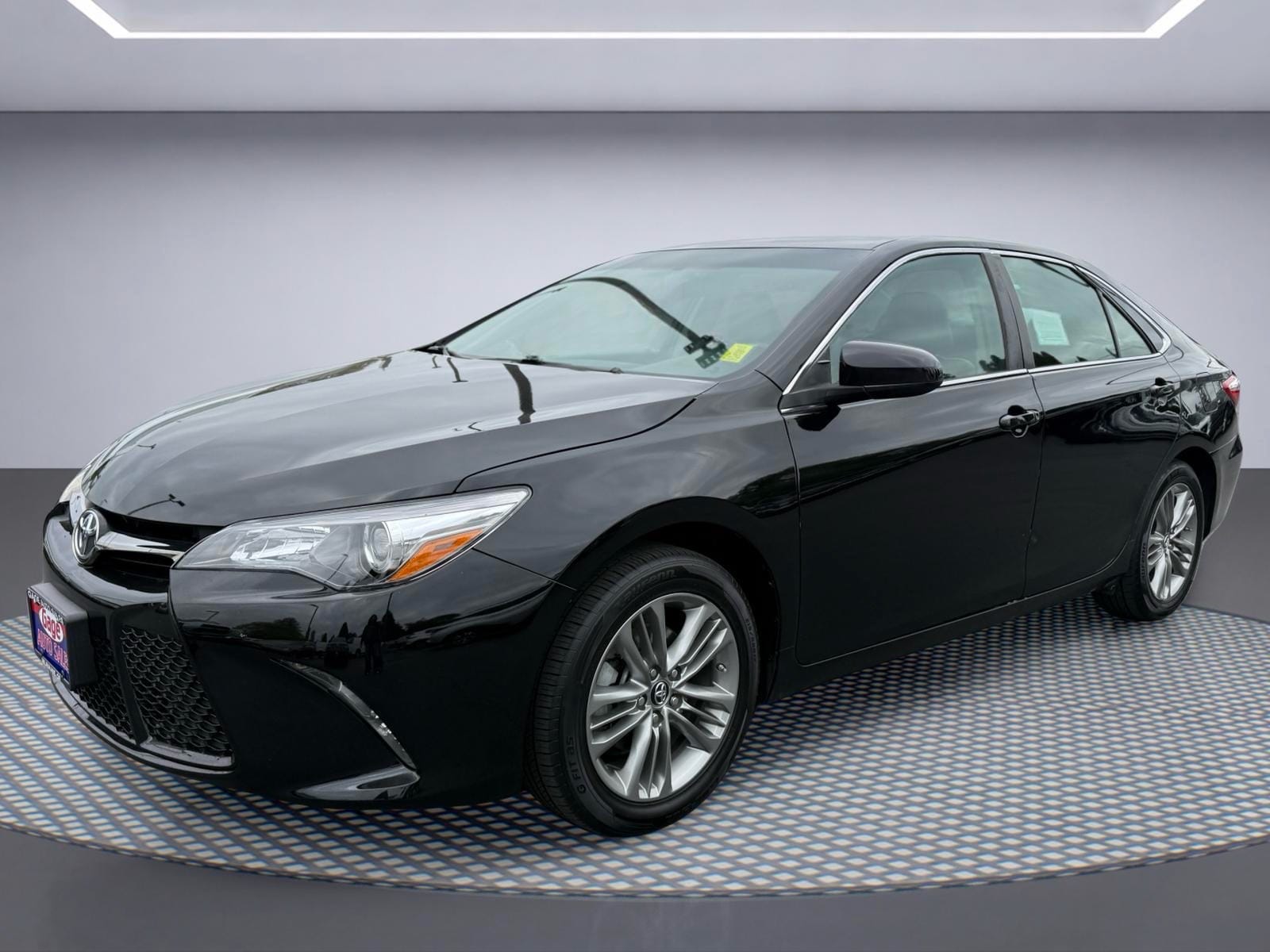 2017 Toyota Camry 2.5 Auto SE's photo