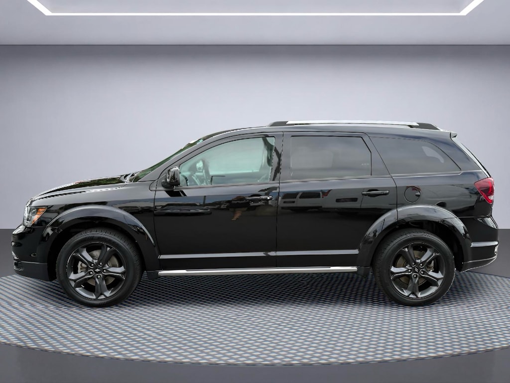 Used 2020 Dodge Journey Crossroad SUV