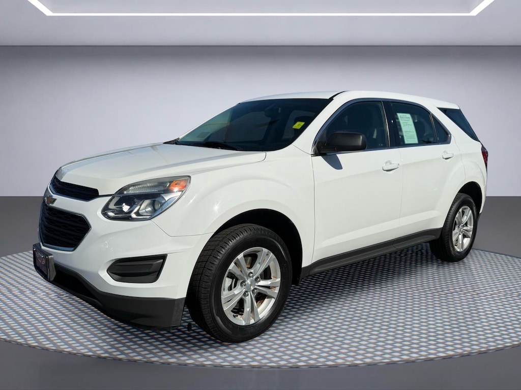 Used 2017 Chevrolet Equinox LS SUV