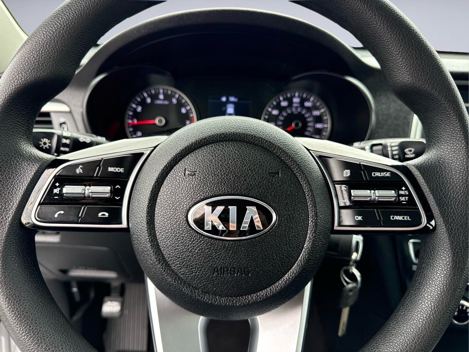 2020 Kia Optima LX - Photo 30
