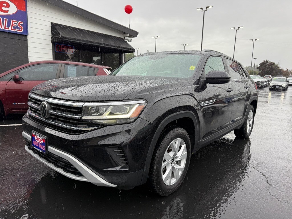 2021 Volkswagen Atlas Cross Sport photo 2