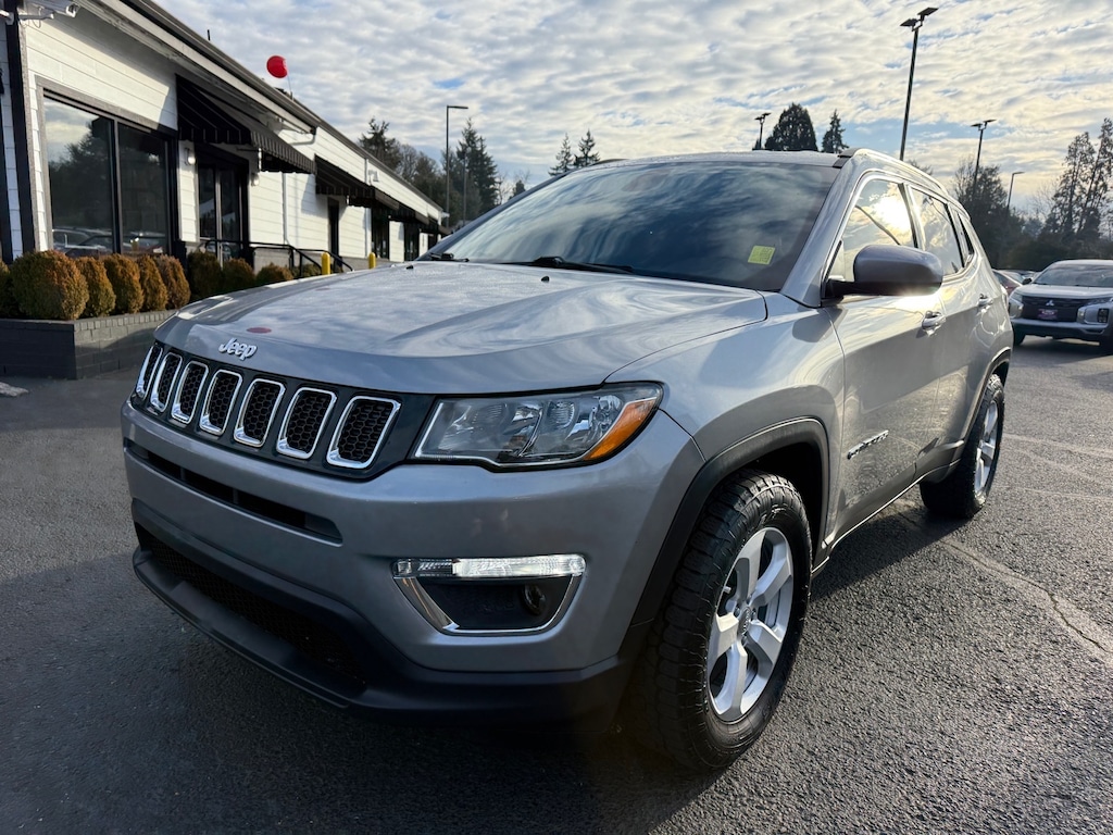 Used 2018 Jeep Compass Latitude SUV