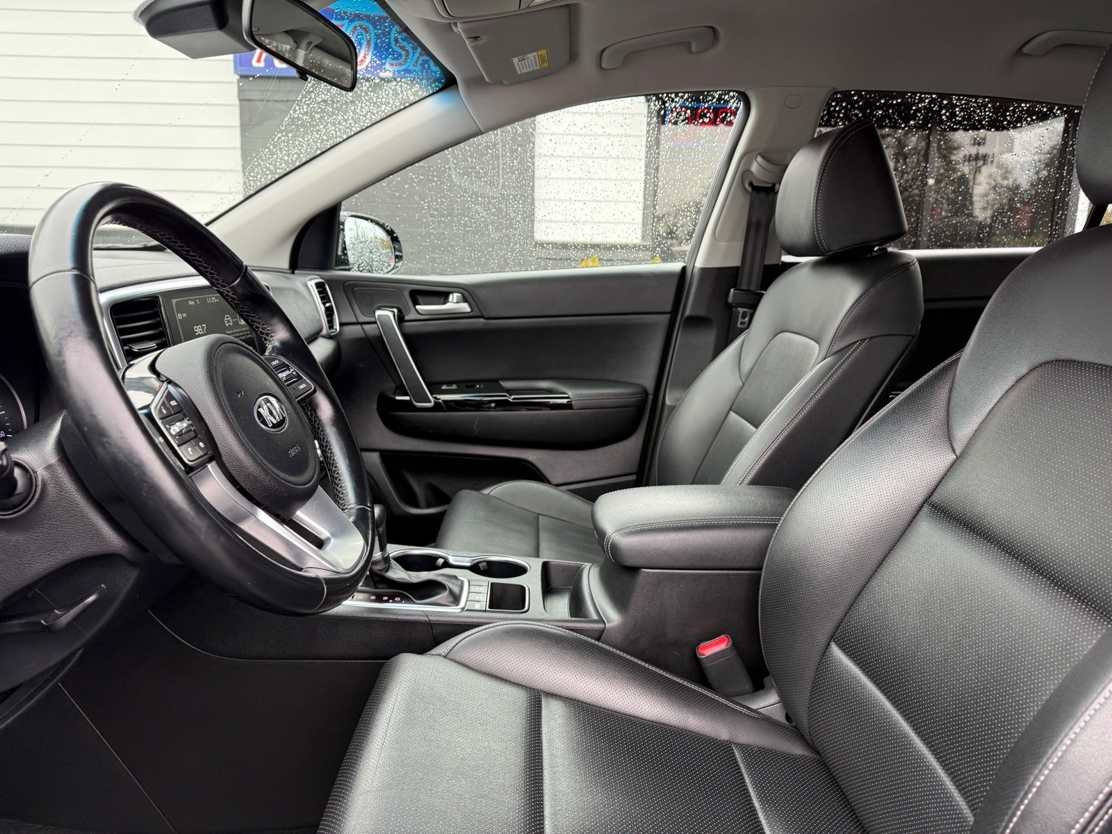 2020 Kia Sportage EX - Photo 21