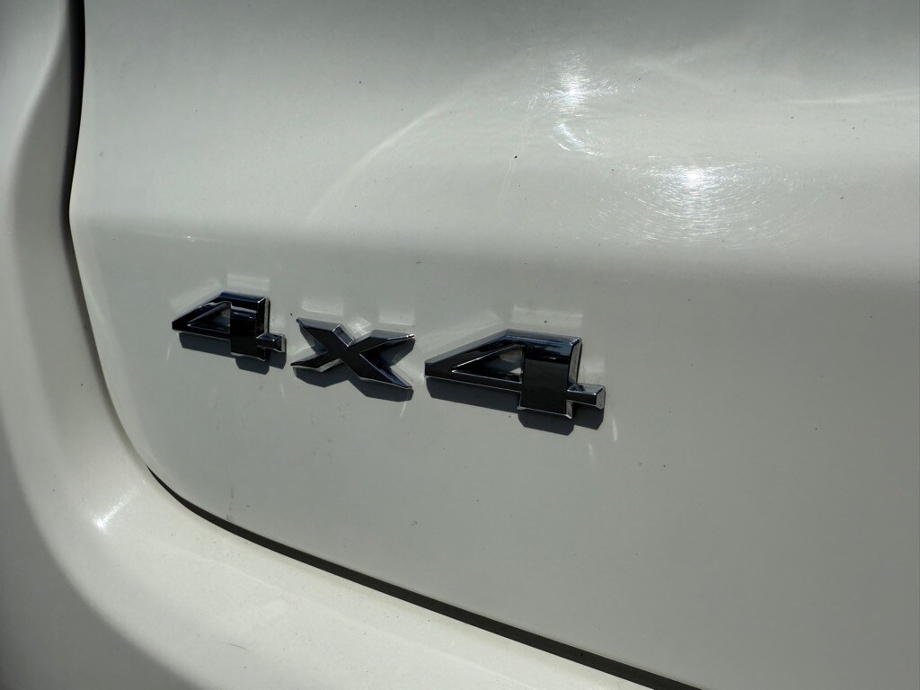 2021 Jeep Compass Latitude photo 4