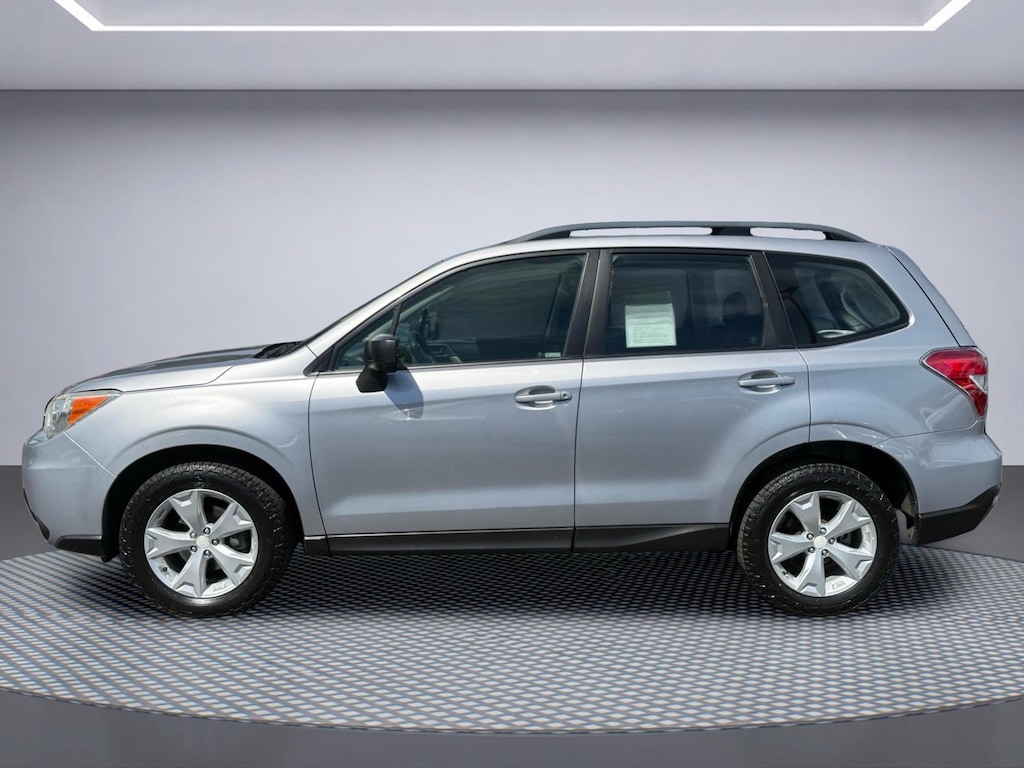 Used 2015 Subaru Forester 2.5i SUV