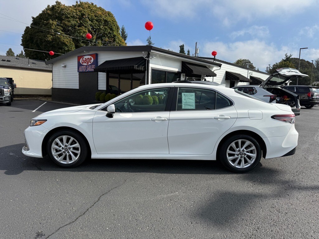 2024 Toyota Camry LE photo 2