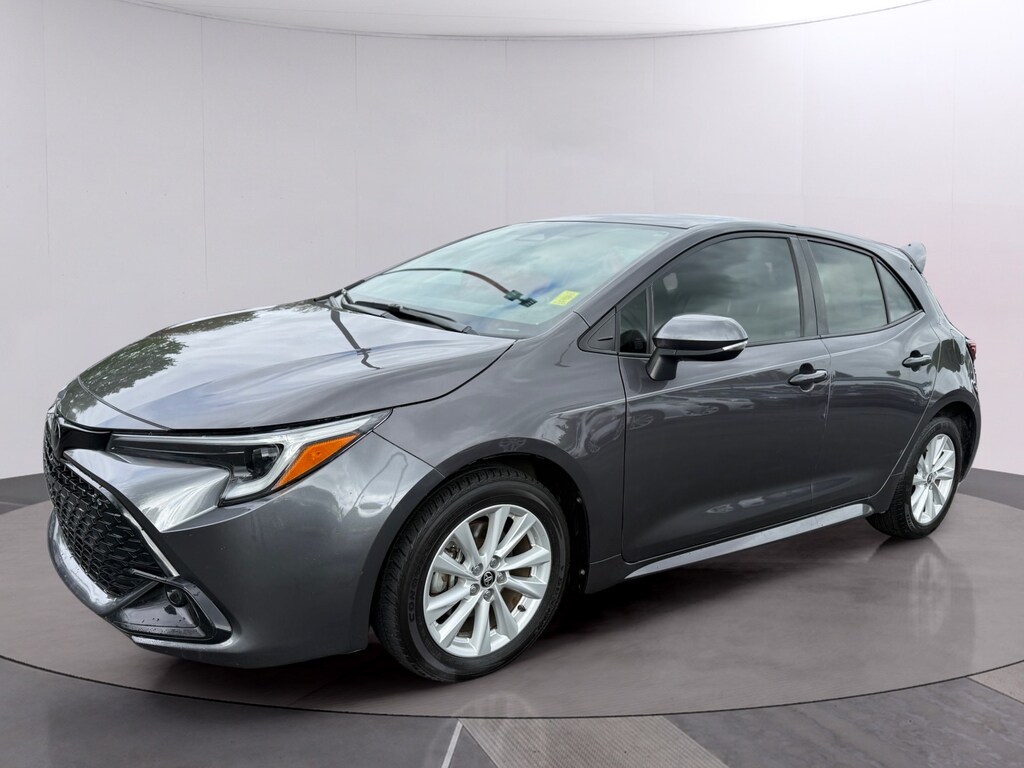 Used 2023 Toyota Corolla Hatchback SE Hatchback