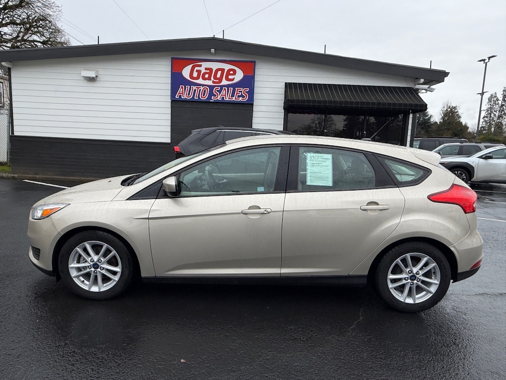 Used 2018 Ford Focus SE Hatchback