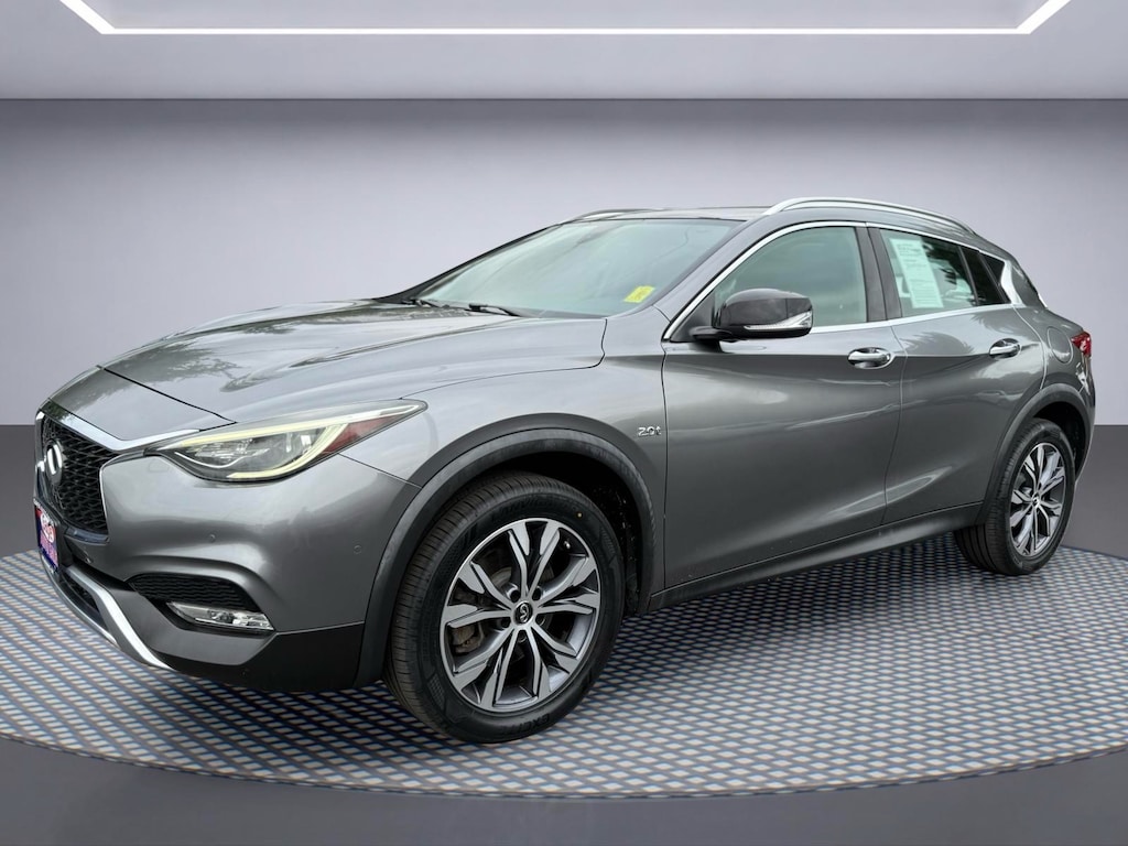 Used 2017 INFINITI QX30 Premium SUV