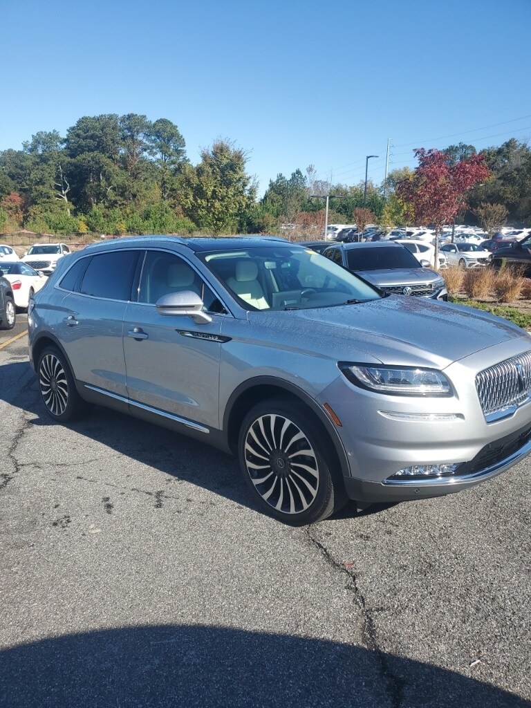2021 Lincoln Nautilus Black Label photo 2