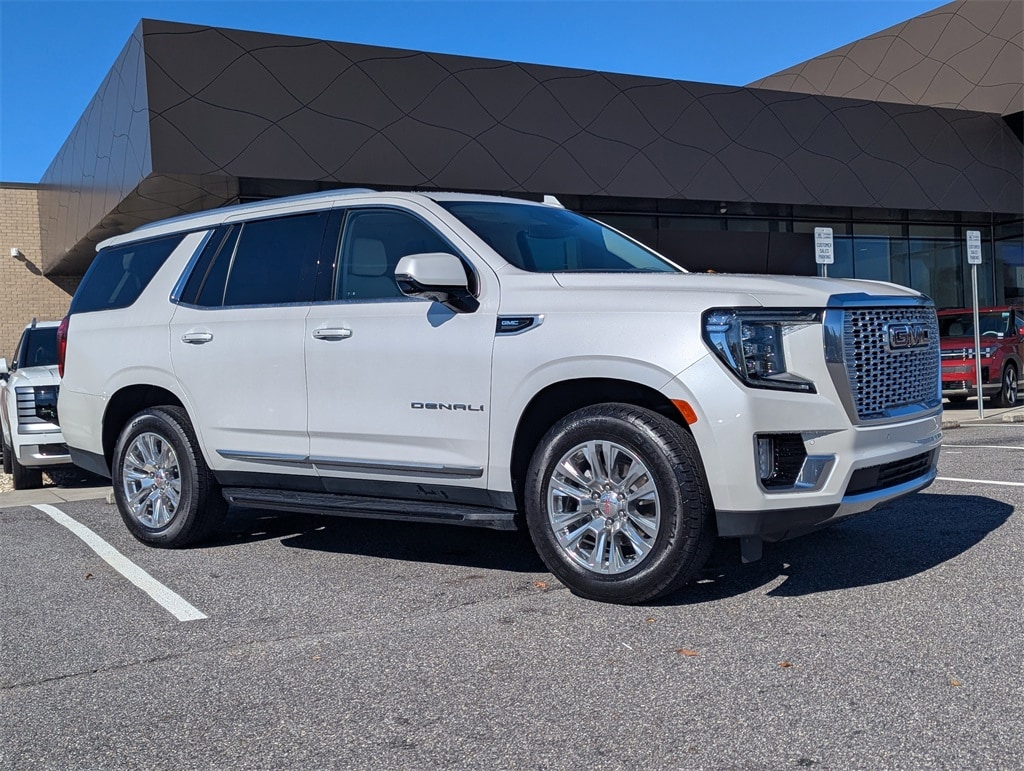 2023 GMC Yukon Denali's photo
