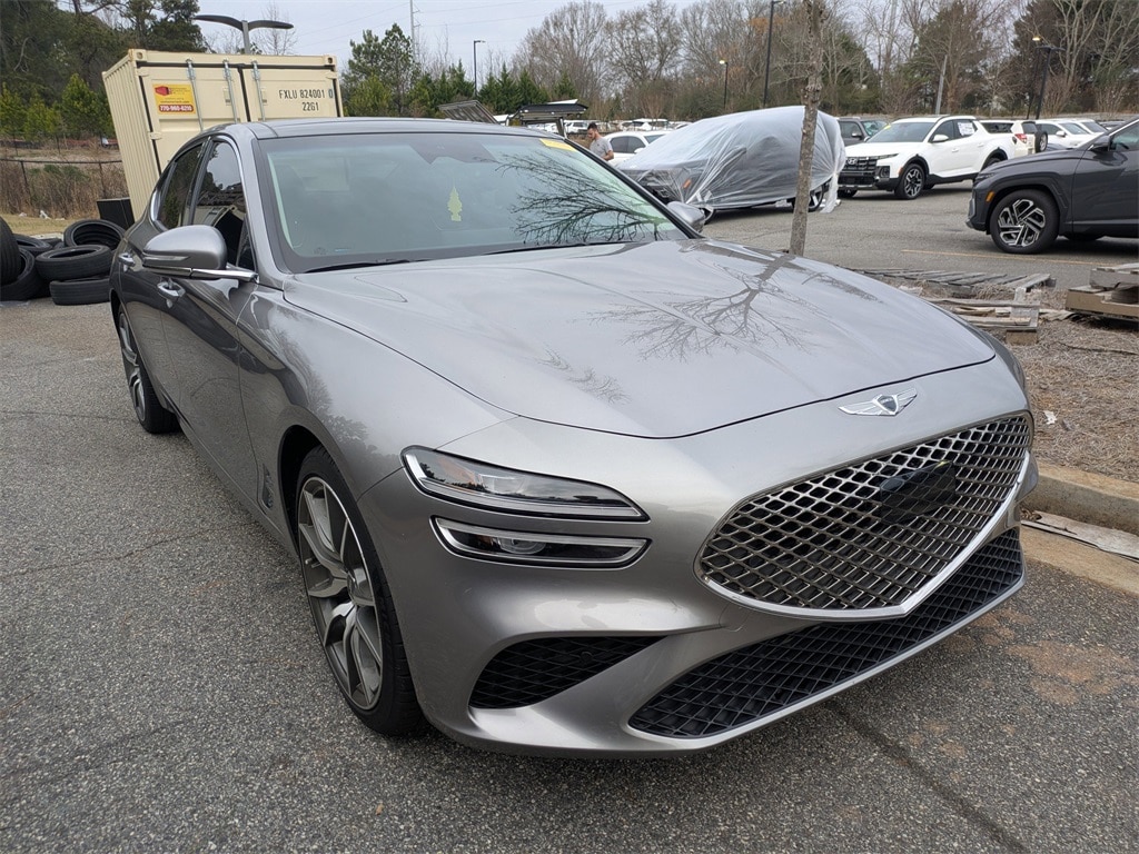 2022 GENESIS G70 Standard's photo