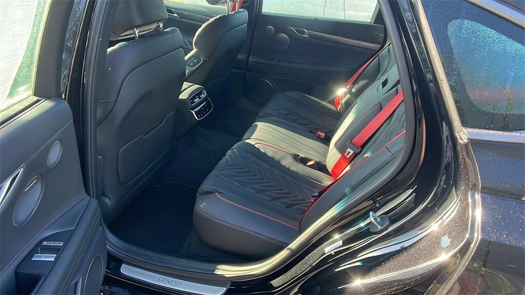 2025 GENESIS G80 Sport Advanced - Photo 16
