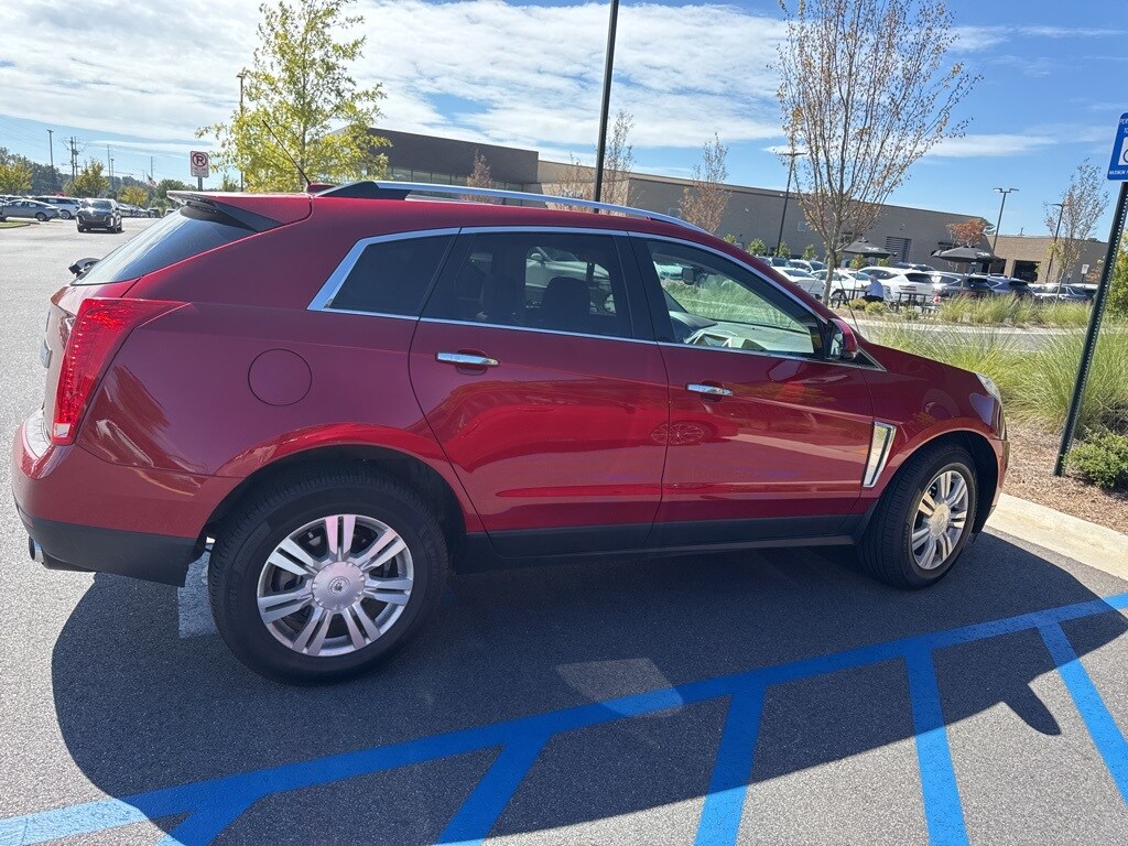 2016 Cadillac SRX Luxury photo 3