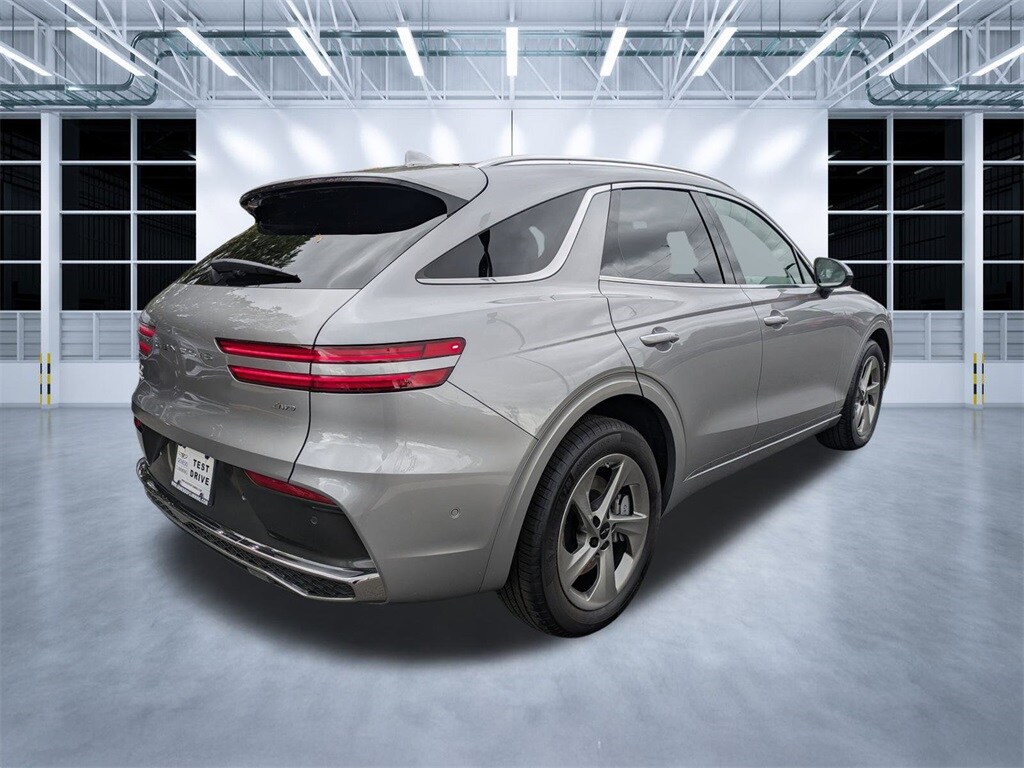 2026 Genesis GV70 2.5T Advanced photo 3