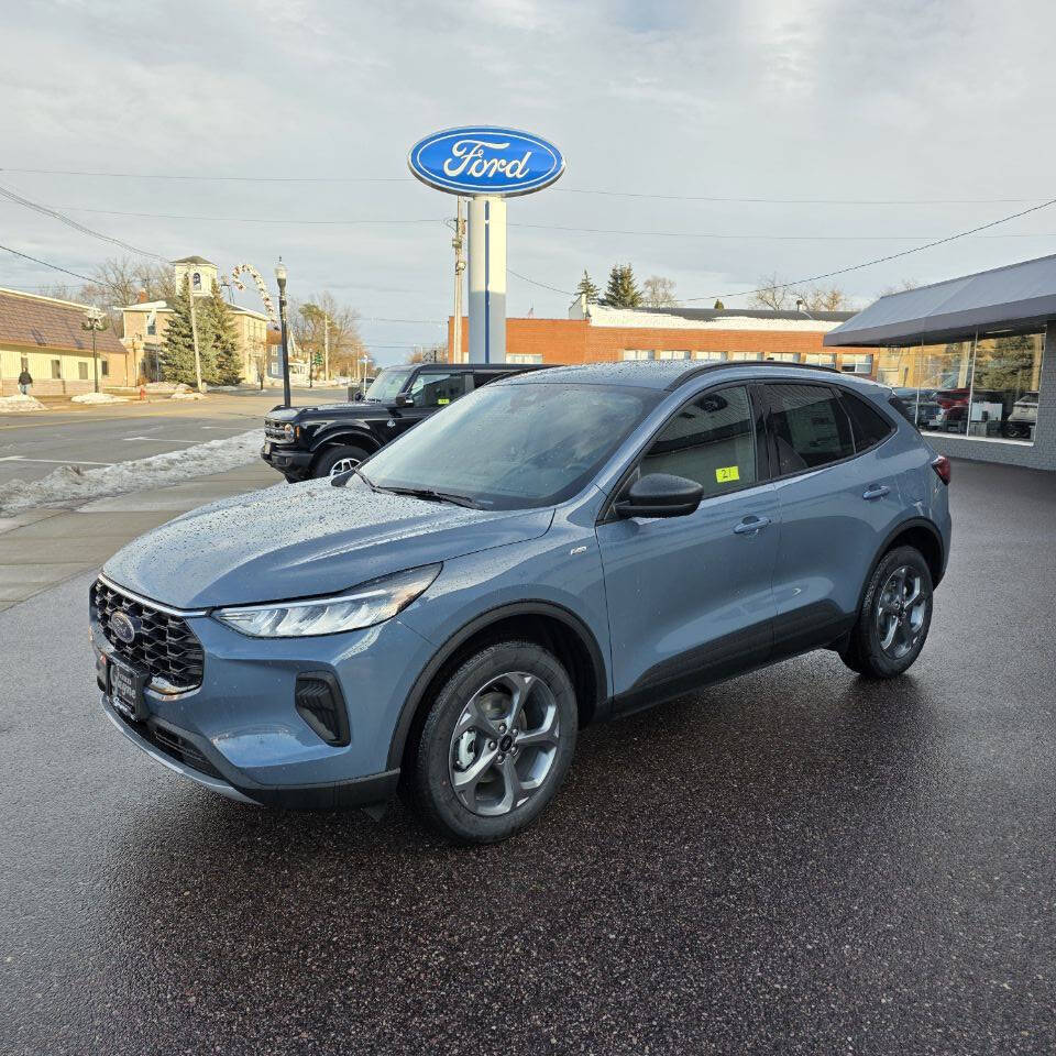 2026 Ford Escape ST-Line's photo