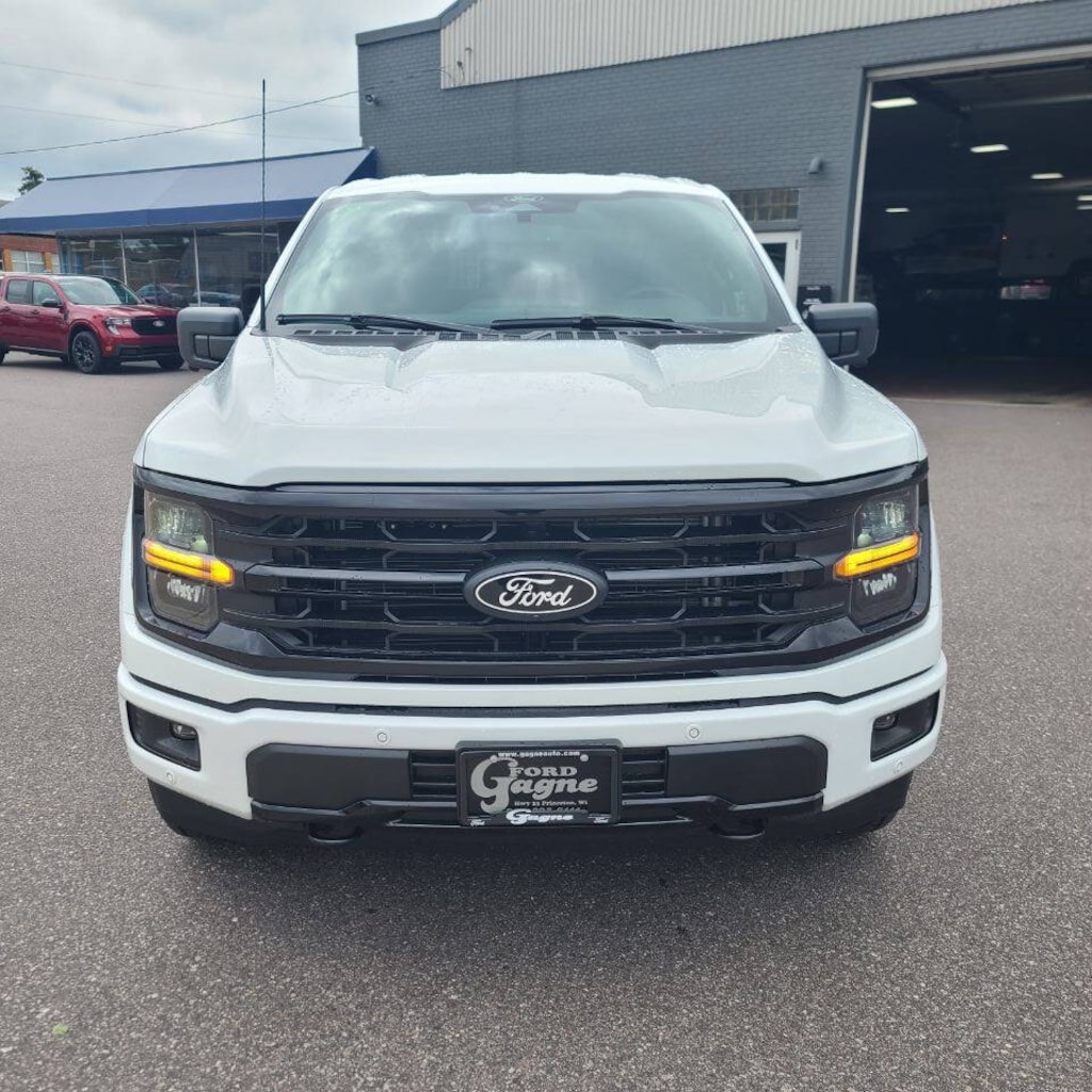New 2025 Ford F-150 XLT 4x4 4dr Supercrew 5.5 ft. SB Pickup Truck