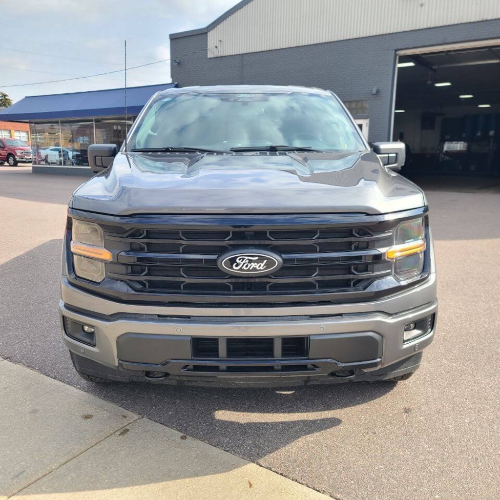 New 2024 Ford F-150 XLT 4x4 4dr Supercrew 5.5 ft. SB Pickup Truck