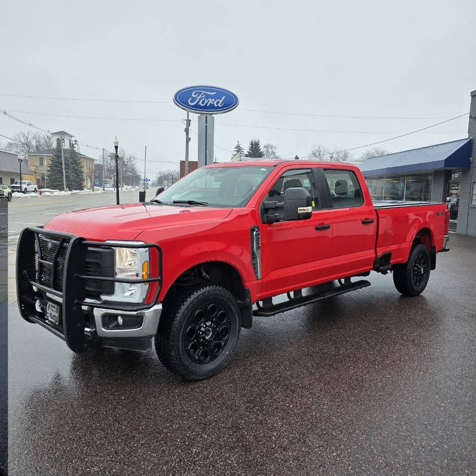 2024 Ford F-250 Super Duty XL's photo