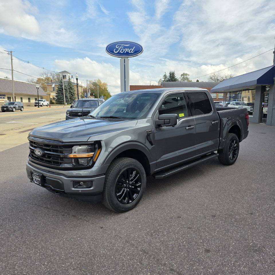 2025 Ford F-150 XLT's photo