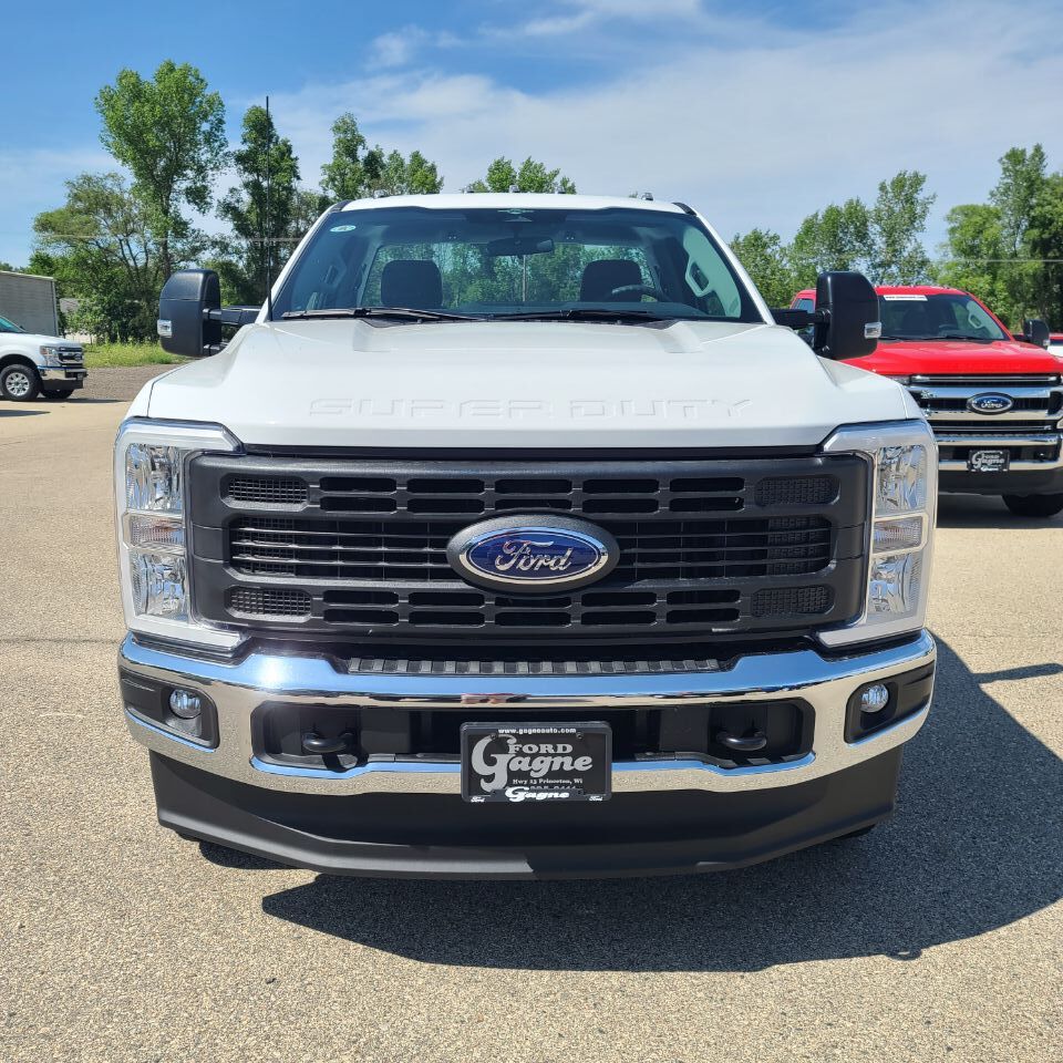 Used 2023 Ford F-350 Super Duty XL with VIN 1FTRF3BA3PED07558 for sale in Princeton, WI