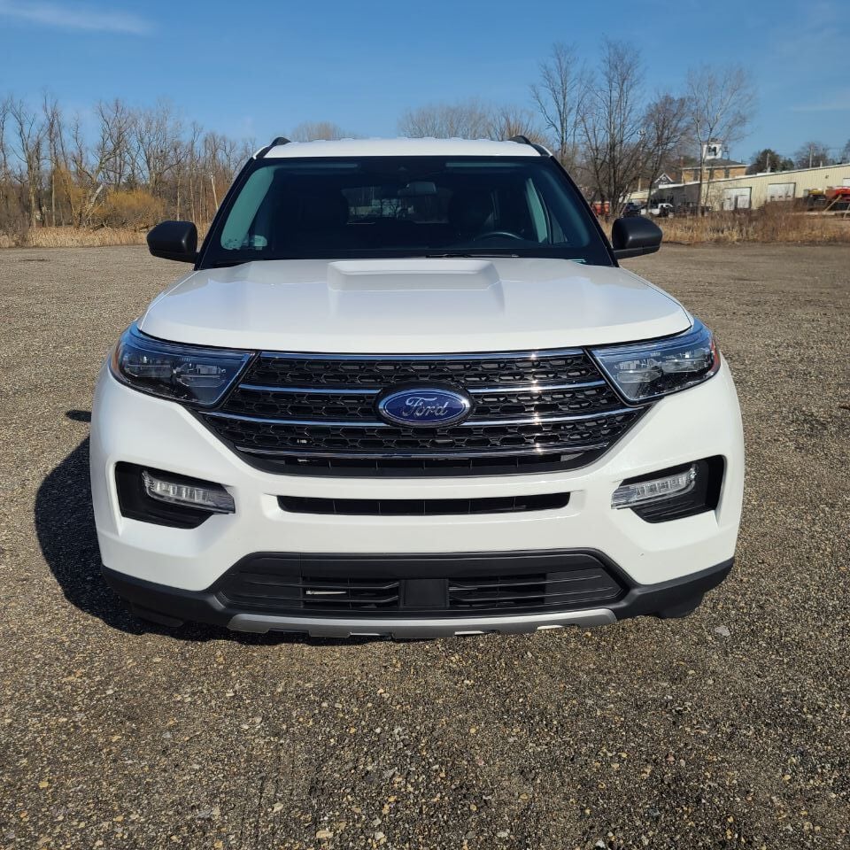 Used 2022 Ford Explorer XLT with VIN 1FMSK8DH3NGA90899 for sale in Princeton, WI