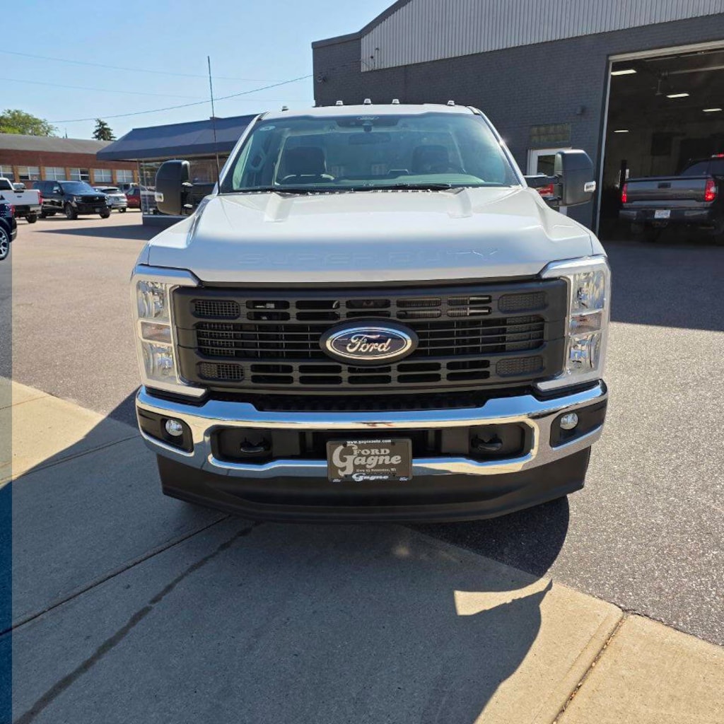 New 2026 Ford F-350 XL Regular Cab 8 ft Bed 4x4 Pickup Truck