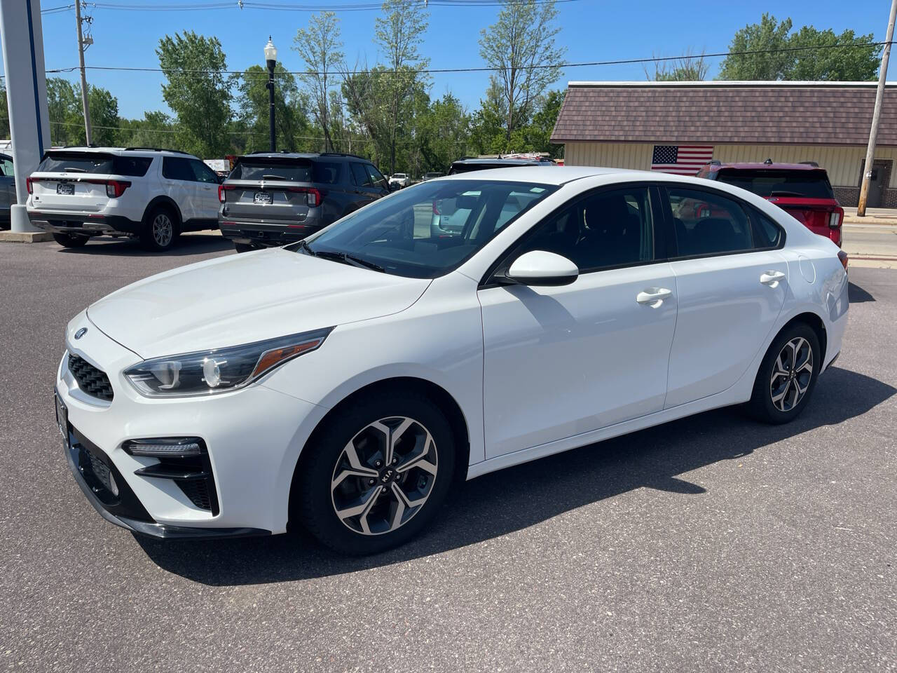 2019 Kia Forte LXS AT's photo