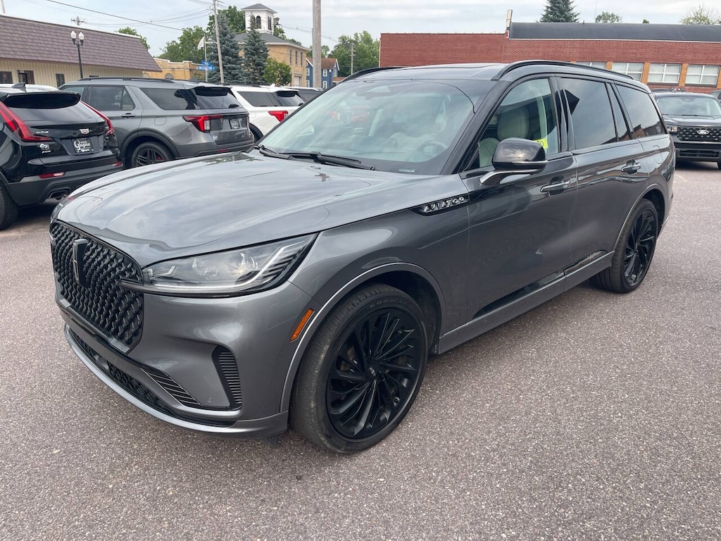 Used 2025 Lincoln Aviator Reserve AWD 4dr SUV SUV