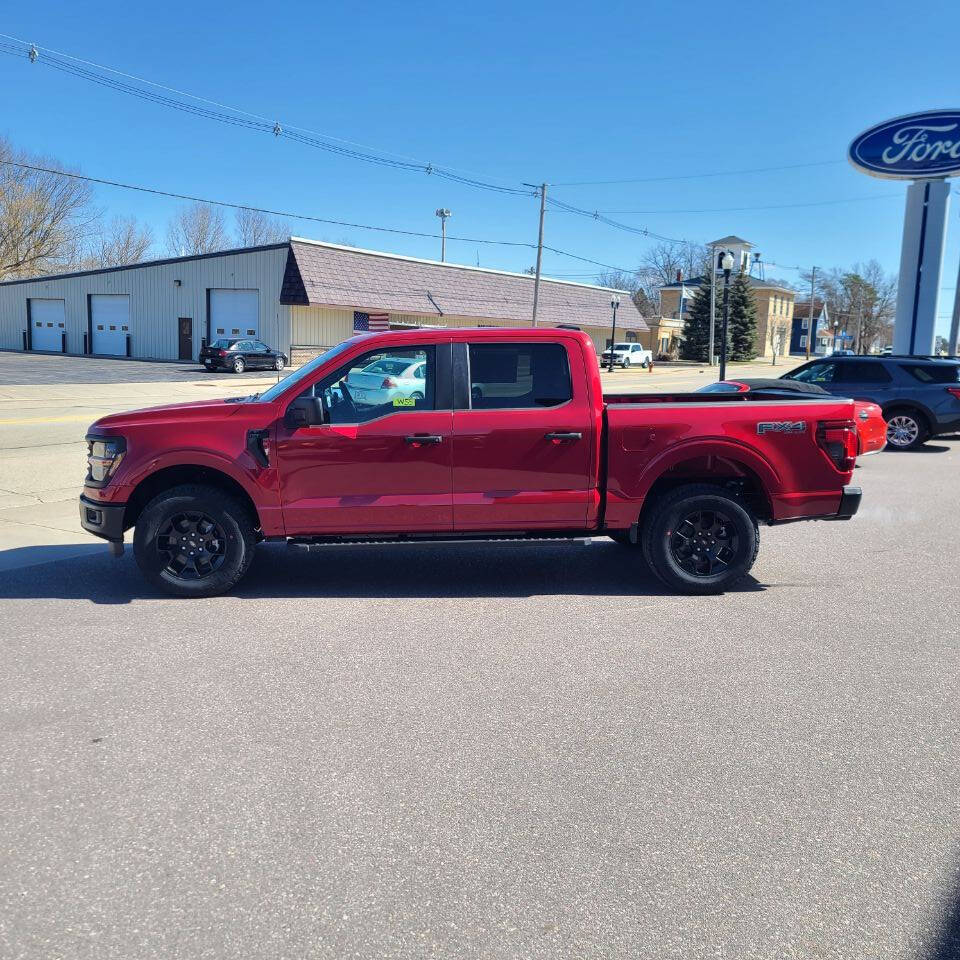 2025 Ford F-150 STX photo 4