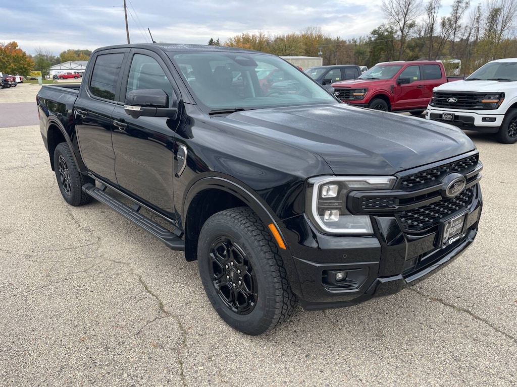 New 2025 Ford Ranger Lariat 4x4 4dr Supercrew 5.0 ft. SB Pickup Truck