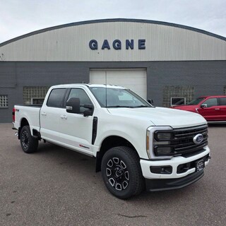 2026 Ford F-350 Platinum 4x4 4dr Crew Cab 6.8 ft. SB SRW Pickup Pickup Truck