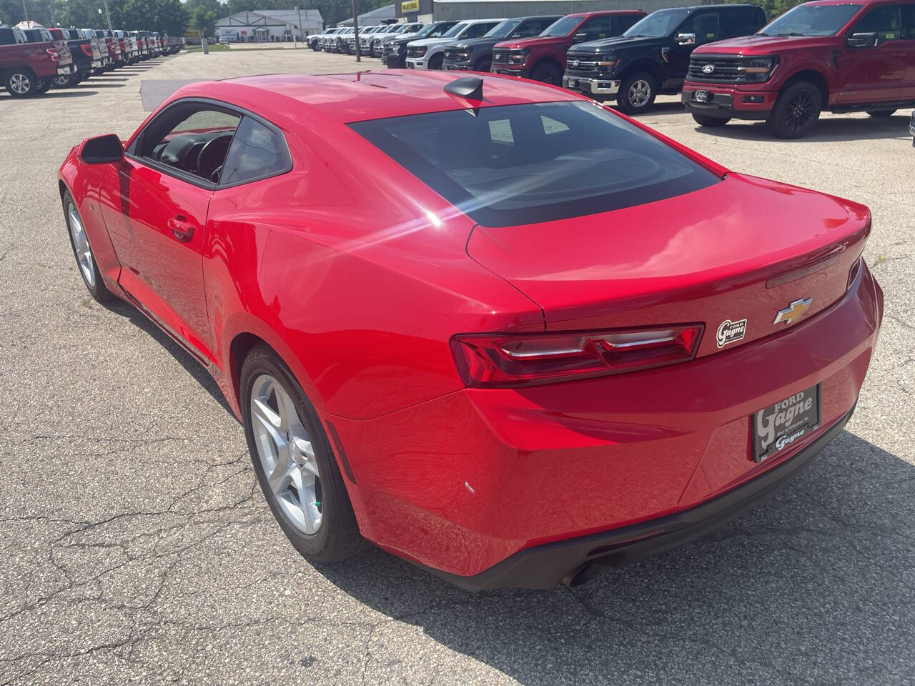 2018 Chevrolet Camaro 1LT Coupe photo 4