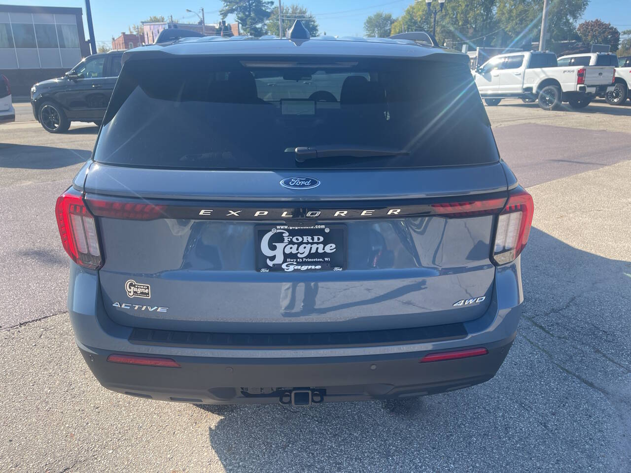 New 2026 Ford Explorer Active AWD 4dr SUV SUV