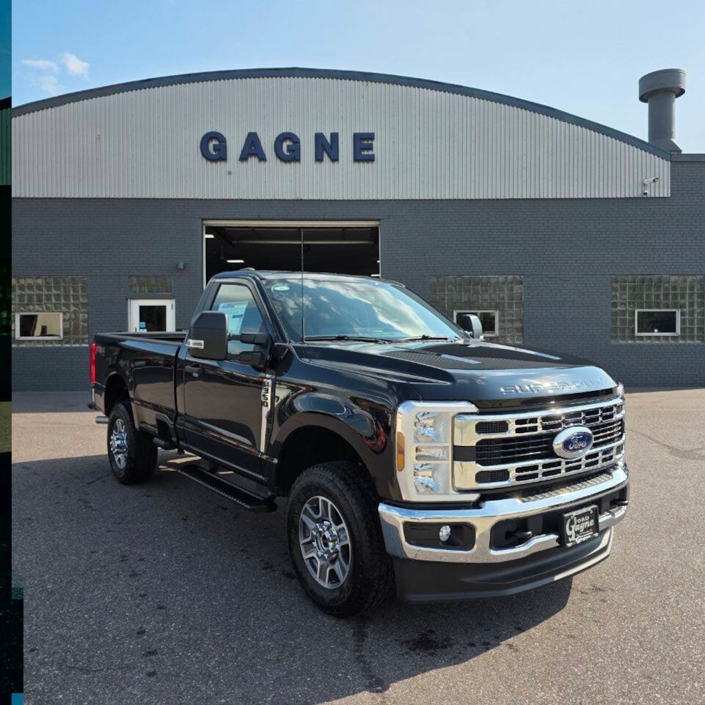 New 2025 Ford F-350 XLT 4x4 2dr Regular Cab 8 ft. LB SRW Pickup Pickup Truck