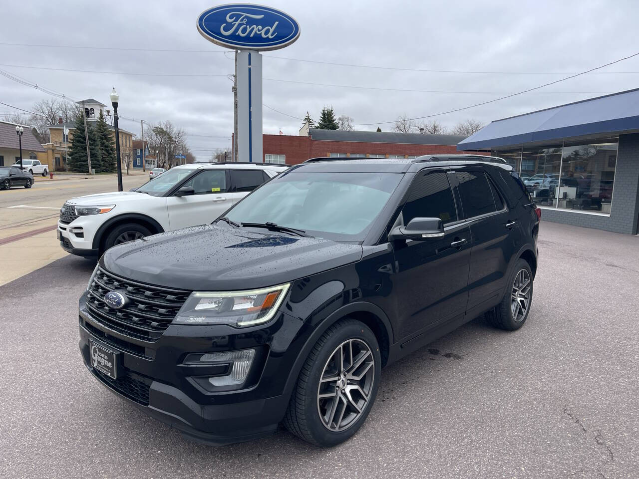 2016 Ford Explorer Sport