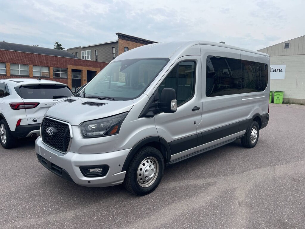 Used 2026 Ford Transit 350 XLT AWD 3dr LWB Medium Roof Passenger Van Full-Size