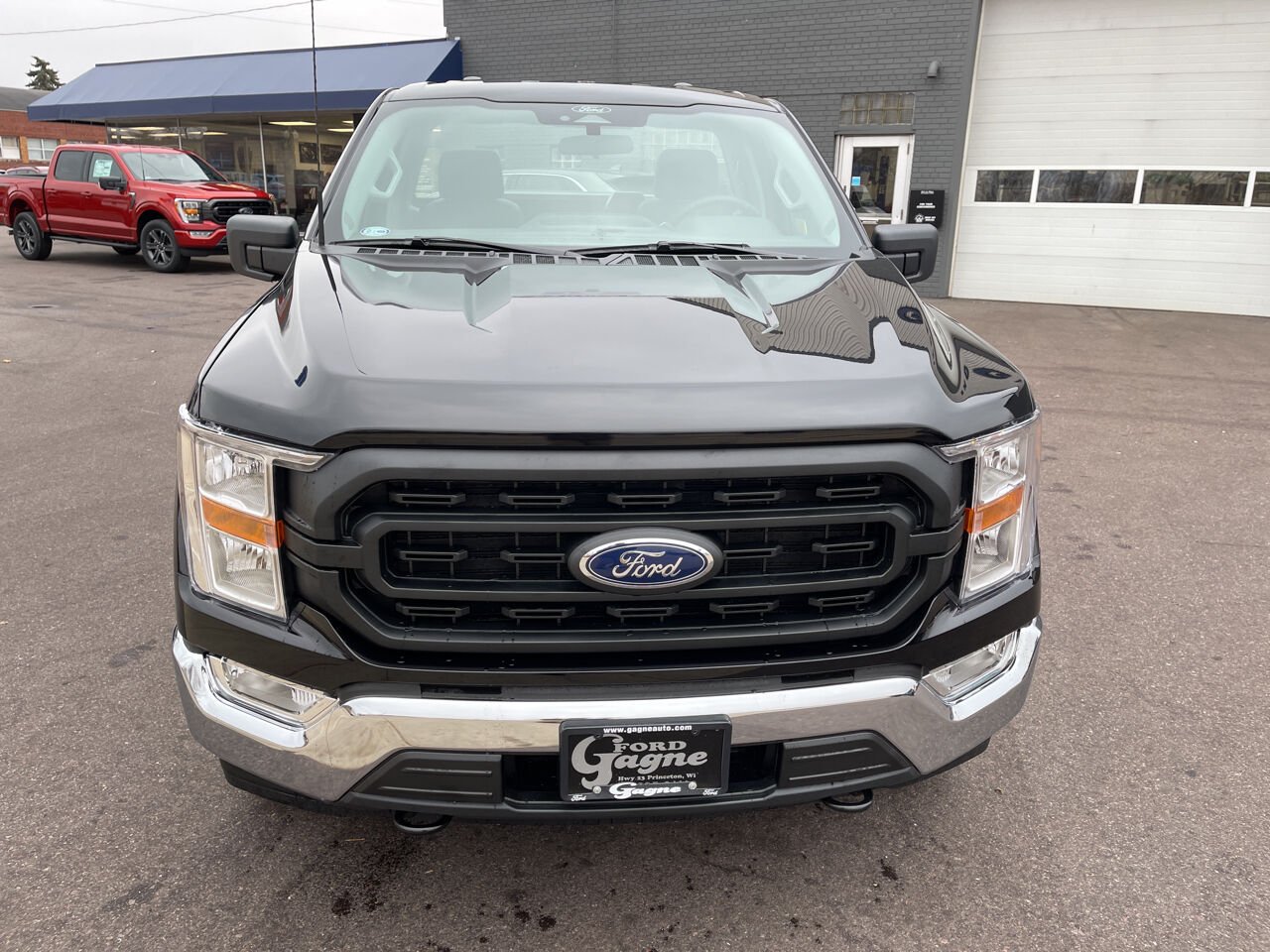 Used 2022 Ford F-150 XL with VIN 1FTMF1EP5NKF30875 for sale in Princeton, WI