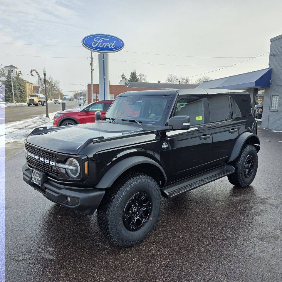 2025 Ford Bronco 4-Door Outer Banks's photo